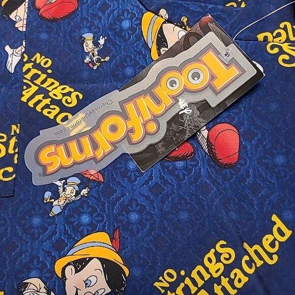 Pinocchio Cherokee Scrubs Shirt Nurse Disney Tooniforms V Neck Mens 3XL NEW NWT - Picture 4 of 7